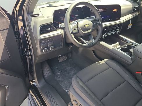 New 2026 Chevrolet Suburban LS w/ LPO, Dark Essentials Package RWD image 19