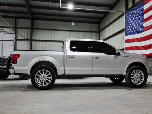 Used 2018 Ford F150 Limited w/ Trailer Tow Package AWD/4WD image 14