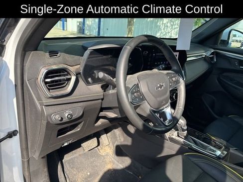 Used 2025 Chevrolet TrailBlazer ACTIV w/ Convenience Package AWD/4WD image 9