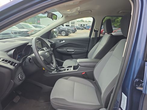 Used 2018 Ford Escape SE w/ SE Sync 3 Package AWD/4WD image 14