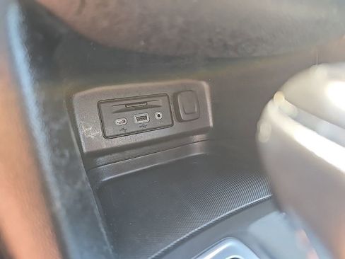 Used 2019 Chevrolet Equinox LT AWD/4WD image 25