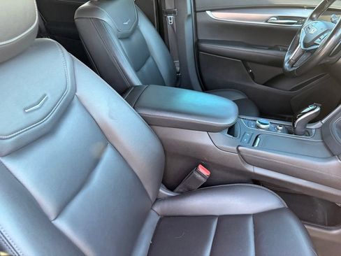 Used 2020 Cadillac XT5 Luxury FWD image 11