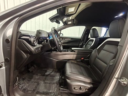 Used 2024 Chevrolet Blazer EV LT AWD/4WD image 23