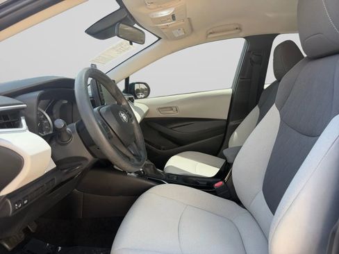 Used 2022 Toyota Corolla LE w/ LE Convenience Package FWD image 17