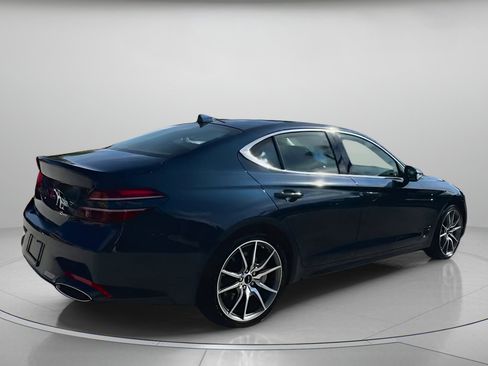 Used 2025 Genesis G70 2.5T image 28