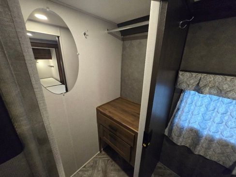 Used 2021 Ford E-450 and Econoline 450 Super Duty w/ Motorhome Prep Package image 18