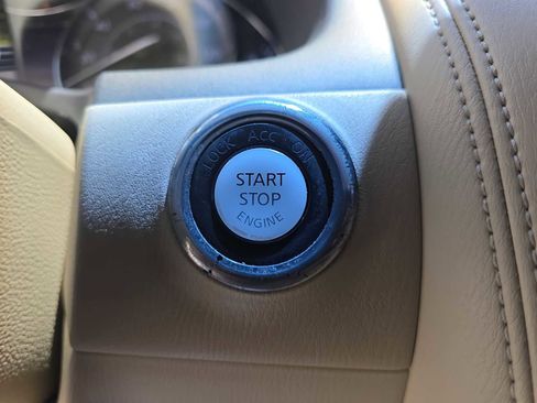 Used 2013 INFINITI QX56 4WD w/ Theater Pkg image 25