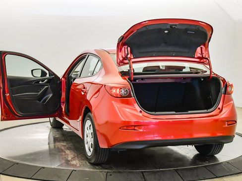 Used 2015 MAZDA MAZDA3 i Sport image 25