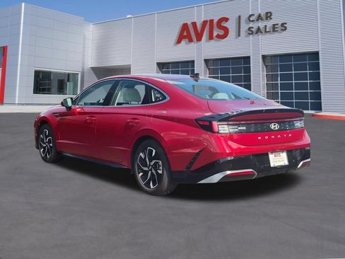 Used 2025 Hyundai Sonata SEL FWD image 9