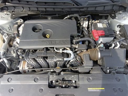 Used 2020 Nissan Altima 2.5 SR FWD image 34