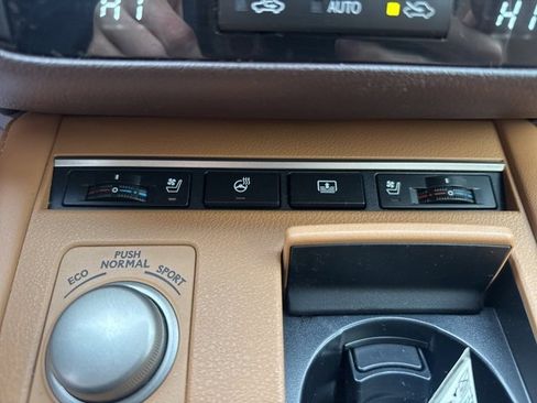 Used 2016 Lexus ES 350 image 26