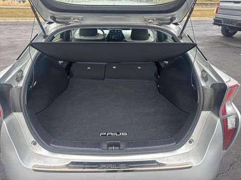 Used 2017 Toyota Prius Two image 24