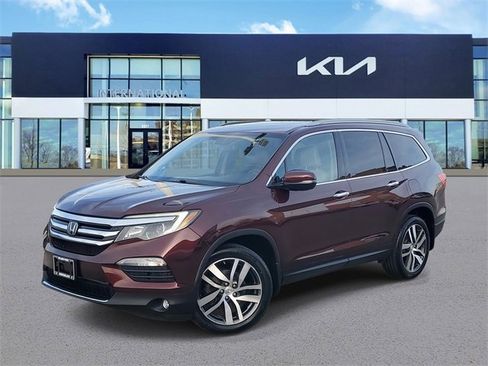 Used 2016 Honda Pilot Elite image 1
