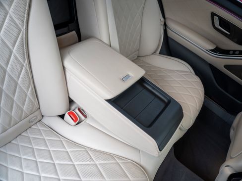 Used 2022 Mercedes-Benz S 580 4MATIC Sedan image 33