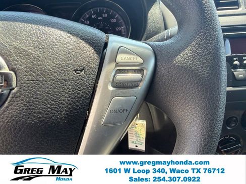 Used 2017 Nissan Versa SV FWD image 15