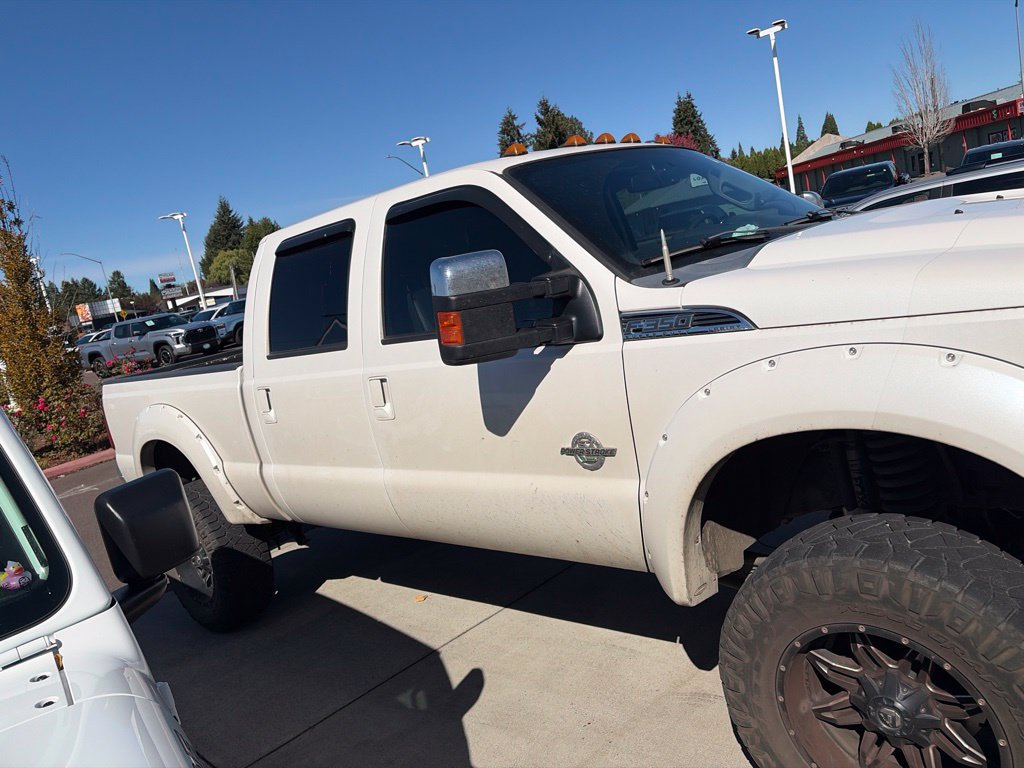 Used 2015 Ford F350 Lariat w/ Chrome Package AWD/4WD image 3