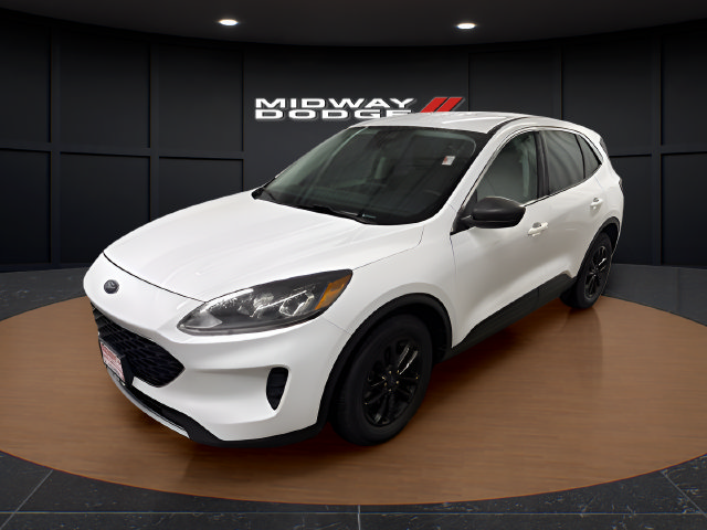 Used 2022 Ford Escape SE FWD image 2