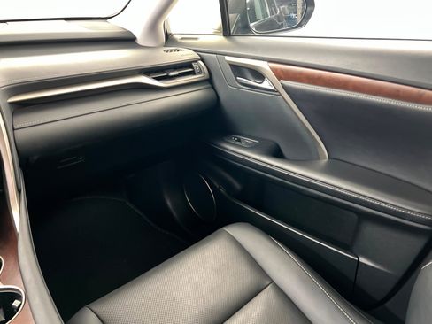 Used 2020 Lexus RX 450hL AWD w/ Premium Package image 11