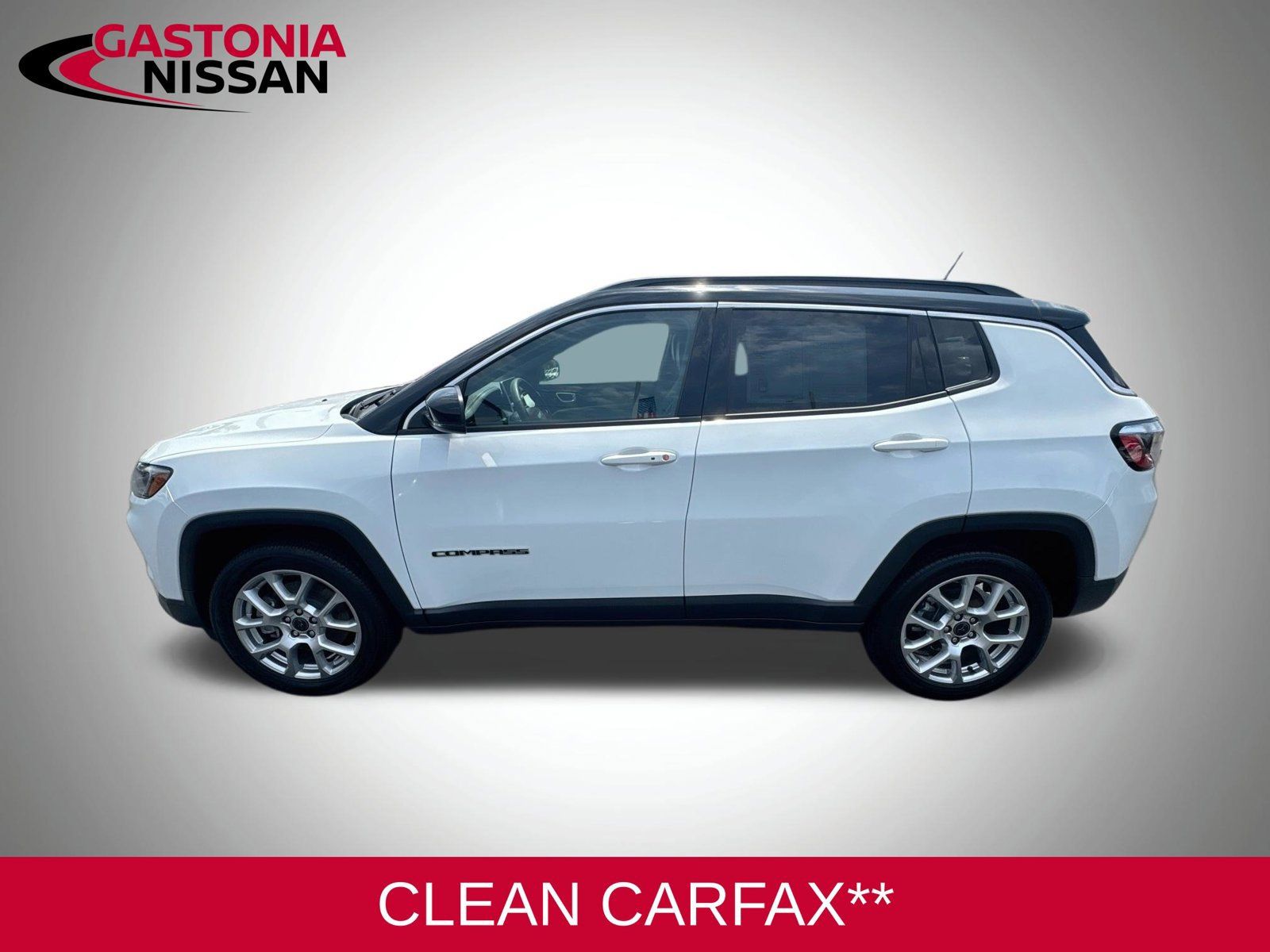 Used 2025 Jeep Compass Limited AWD/4WD image 5