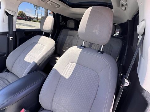 Used 2022 Ford Escape SE FWD image 20