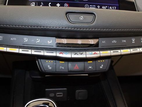 Used 2023 Cadillac XT4 Luxury w/ Cold Weather Package image 32