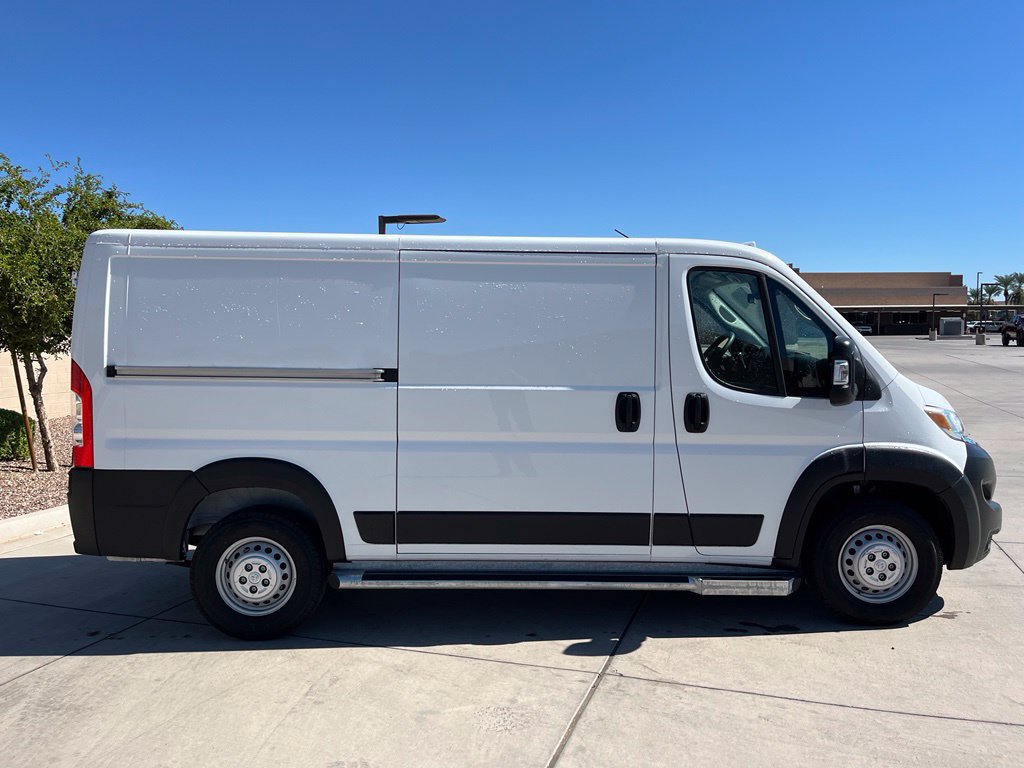 Used 2025 RAM ProMaster 2500 w/ U-Haul Equipment Group FWD image 7