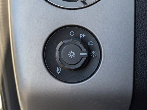 Used 2015 Ford Expedition King Ranch image 24