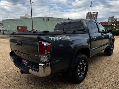 Used 2022 Toyota Tacoma 4x4 Double Cab image 17