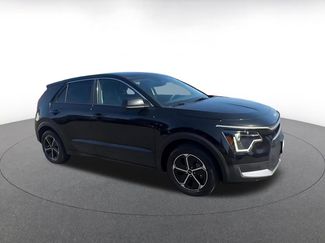 Used 2026 Kia Niro LX FWD video 2