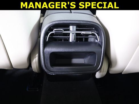 Certified 2025 Mercedes-Benz E 350 4MATIC Sedan image 31