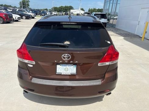 Used 2009 Toyota Venza FWD image 4
