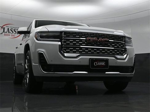 Certified 2023 GMC Acadia Denali w/ Denali Ultimate Package image 26