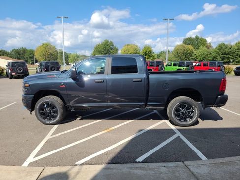 New 2026 RAM 2500 Big Horn AWD/4WD image 5
