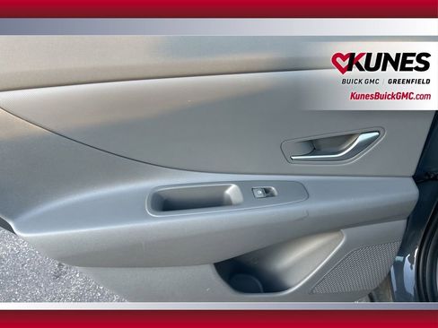 Used 2024 Hyundai Elantra SEL image 34