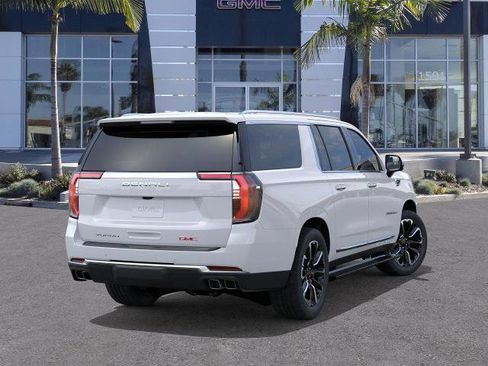 New 2026 GMC Yukon XL Denali w/ Sun & Power Step Package image 4
