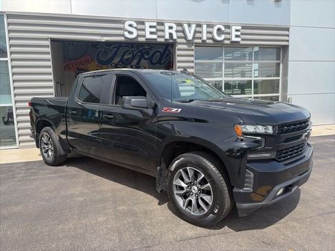 Used 2021 Chevrolet Silverado 1500 RST AWD/4WD image 4