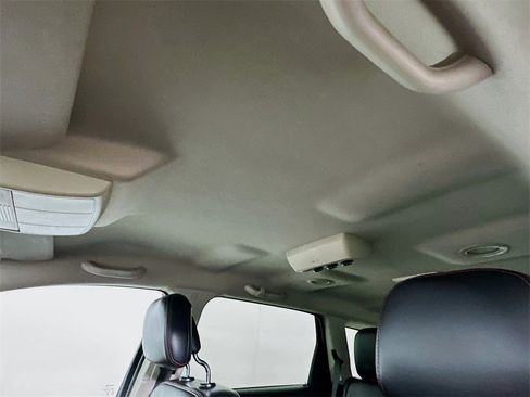 Used 2015 Dodge Journey R/T w/ Flexible Seating Group image 11