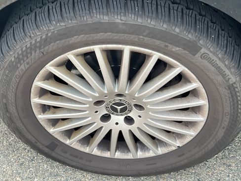 Used 2018 Mercedes-Benz Metris Passenger image 22