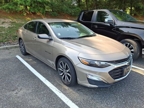 Used 2023 Chevrolet Malibu RS FWD image 3