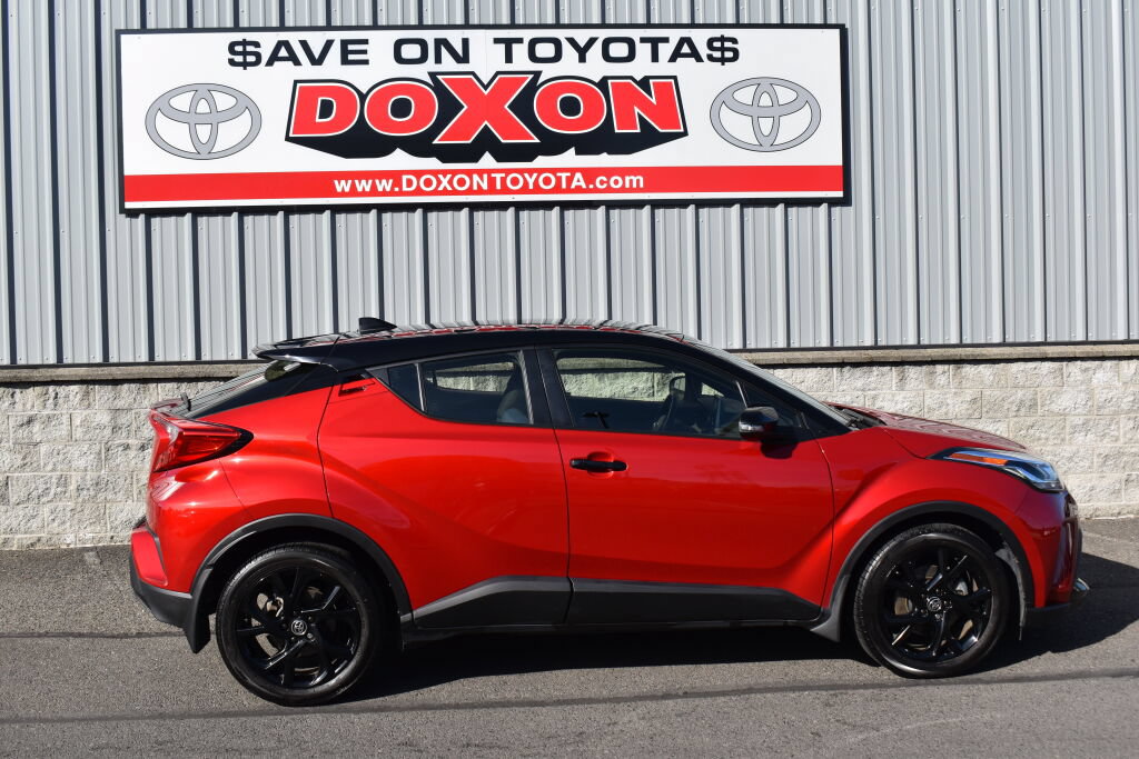 Used 2021 Toyota C-HR Limited FWD image 8
