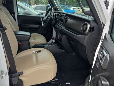 Used 2020 Jeep Wrangler Unlimited Sport S AWD/4WD image 13