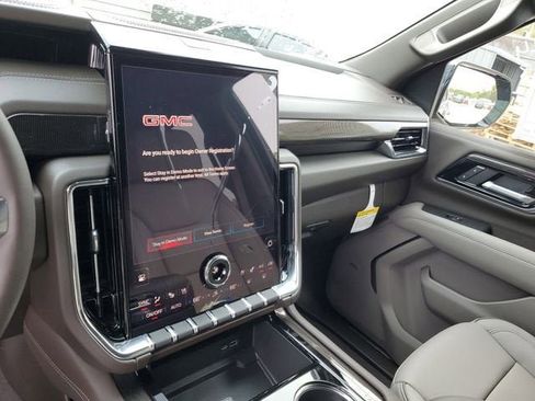 New 2026 GMC Yukon Elevation image 26