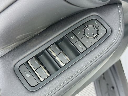 New 2026 Lexus TX 350 AWD image 18