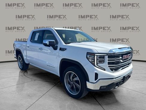 Used 2024 GMC Sierra 1500 SLT AWD/4WD image 5