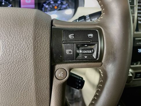 Used 2019 Lexus GX 460 Premium w/ Premium Package AWD/4WD image 16