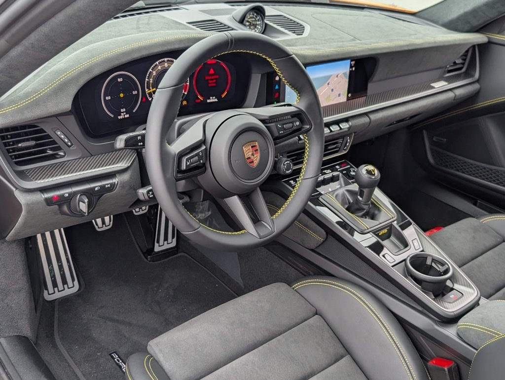 Used 2026 Porsche 911 GT3 RWD image 4