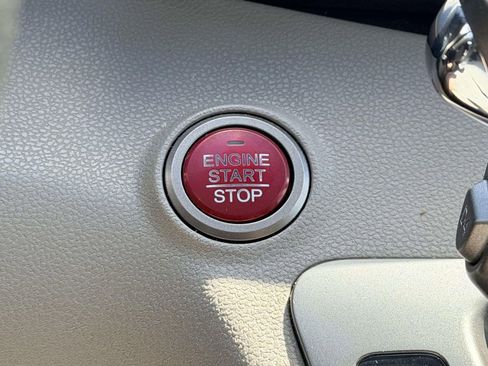 Used 2016 Honda Odyssey EX-L image 8