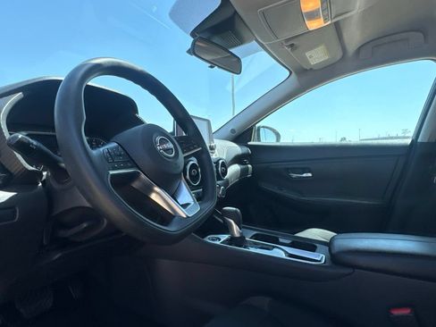 Certified 2025 Nissan Sentra SV FWD image 35