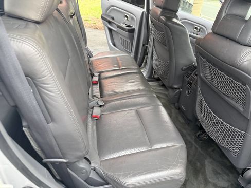 Used 2004 Honda Pilot EX image 16