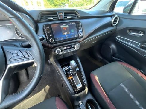 Used 2024 Nissan Versa SR FWD image 26